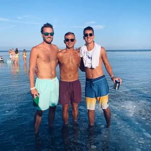 Meet your Posher, Alex